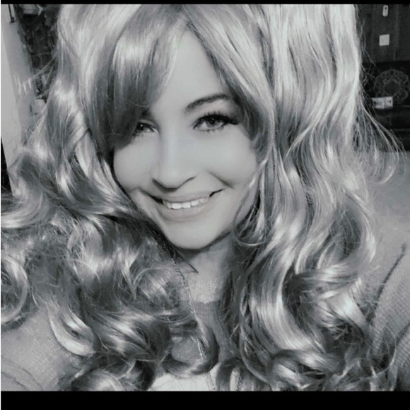 Like ❤️ 4 Posh Shows and Deals - Picture 16 of 16